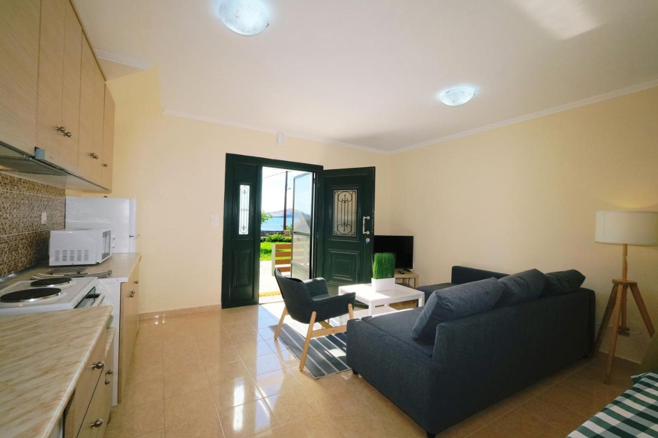 Captains View Apartments Plati  Ngoại thất bức ảnh
